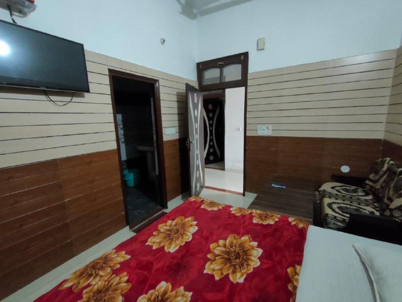 Arjun Guest House Pathānkot Buitenkant foto