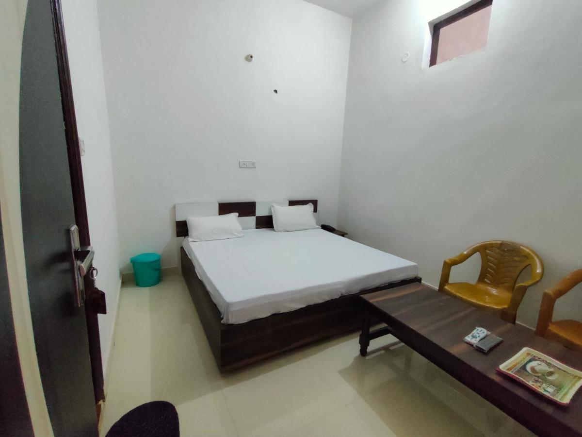 Arjun Guest House Pathānkot Buitenkant foto