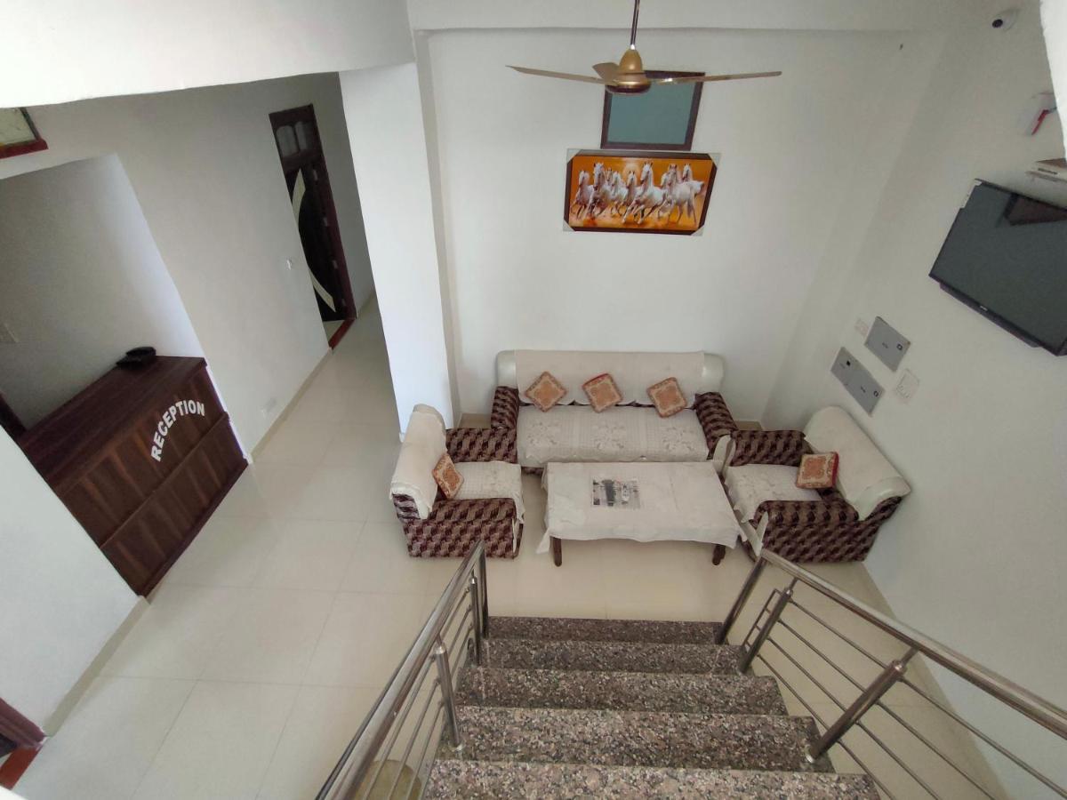 Arjun Guest House Pathānkot Buitenkant foto
